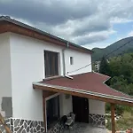 Mountain Whisper Apartment Smolyan