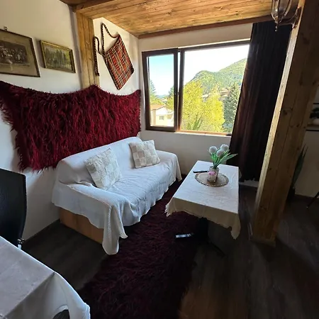 Mountain Whisper Appartamento Smoljan