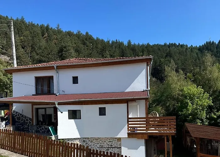 Mountain Whisper Apartment *